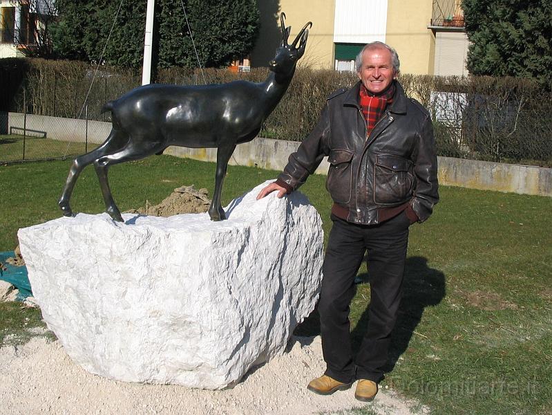 IMG_4948.JPG - Dario Dall'Olio  alla presentazione del bronzo per il Parco delle Dolomiti Bellunesi a Feltre