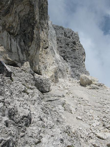 IMG_8977.jpg - Monte Pizzocco  la grande frana sulla parete est in dettaglio un anno dopo